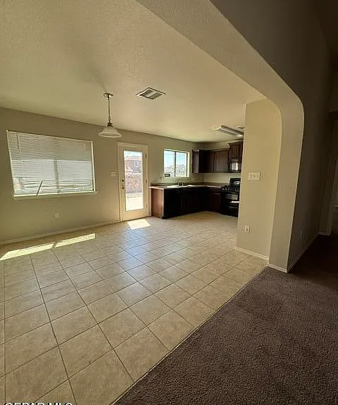 2508 Sparrow Point St — Photo 17