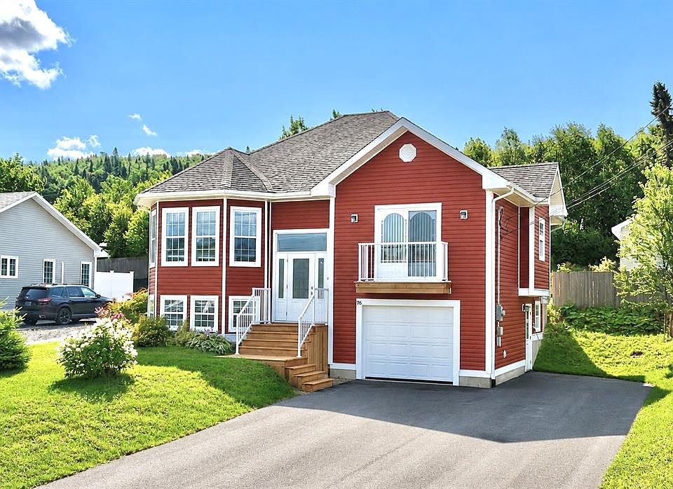 1st image of 76 CLEARWATER Drive