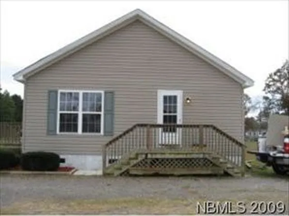 322 Florence St, New Bern, NC 28560