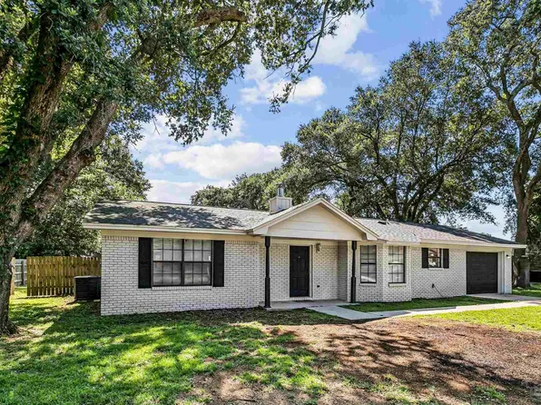 4636 Evelyn St, Pace, FL 32571