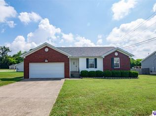 520 University Dr, Radcliff, KY 40160