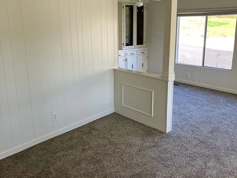 4550 SW 5th Ave — Photo 27