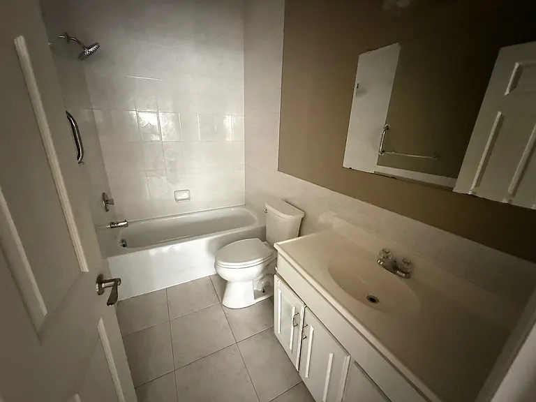 6156 Nantucket Ln — Photo 12