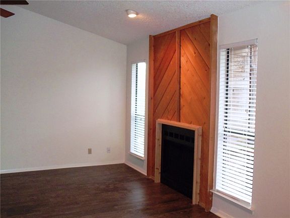 2nd image of 5602 Woodrow Ave APT 203