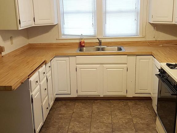 4th image of 2838 10th St