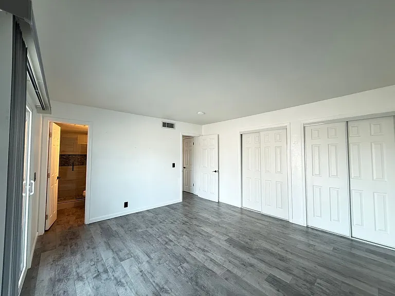 3361 Oro Grande Blvd — Photo 6