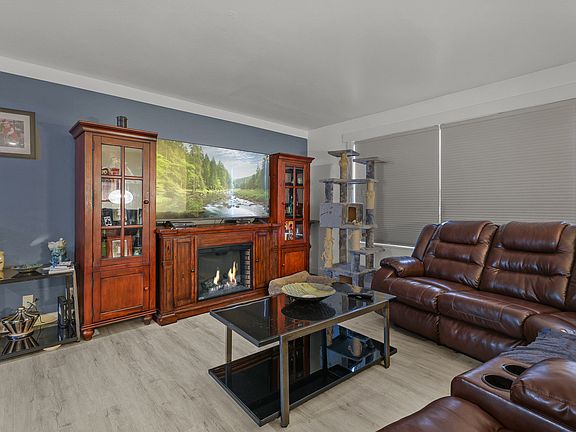 5th image of 8129 W Armoridge Ln S