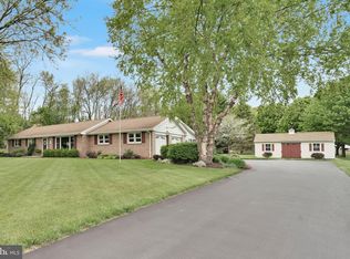 450 Galen Hall Rd, Reinholds, PA 17569