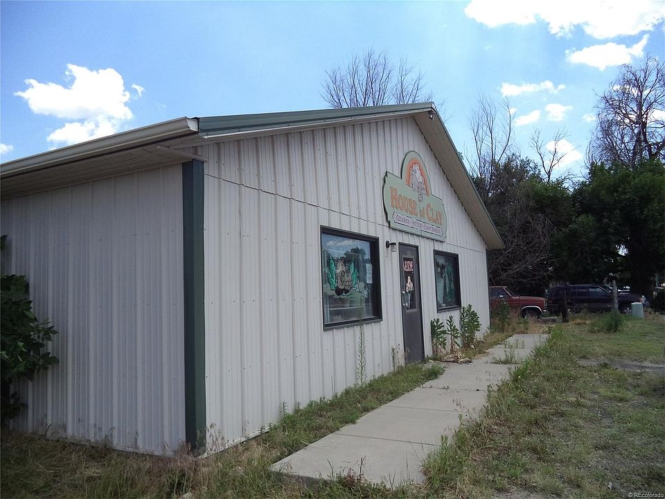 2nd image of 104 S Main St