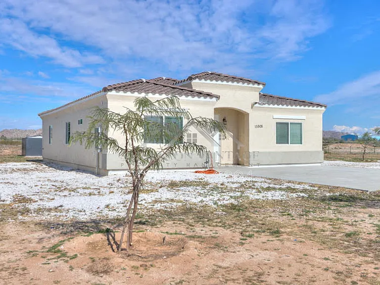 15908 W Ghost Ranch Rd — Photo 7