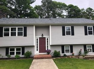21 Boysenberry Rd, Wareham, MA 02571