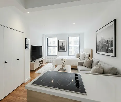 690 Greenwich St #3B Photo 1