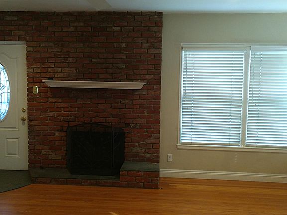 Living room with gas fire place.