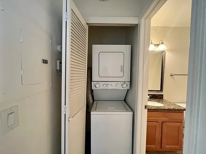 3715 Tallyho Dr #40 — Photo 10