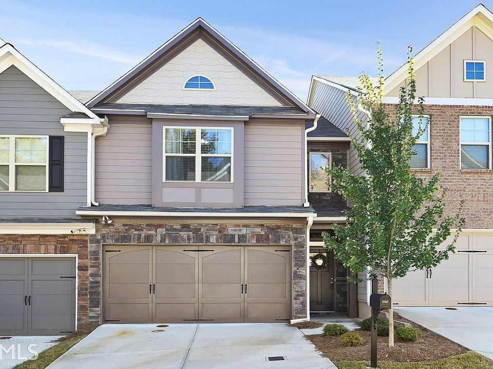 1st image of 2467 Whiteoak Run SE #17