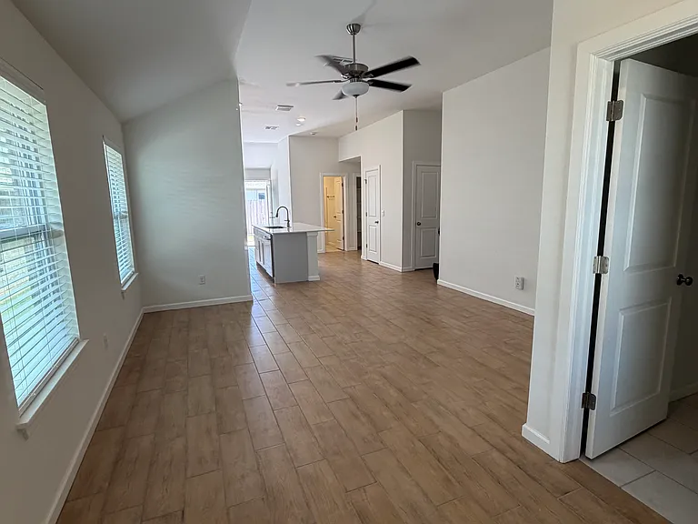 2928 NW 196th Pl — Photo 16