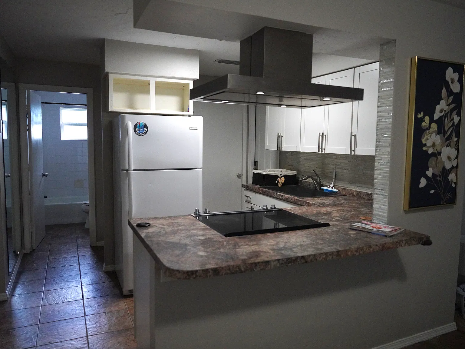 2 bed, 975 sqft, $1,845 — Photo 2
