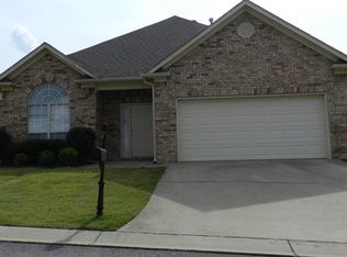 2941 Summit Dr, Fultondale, AL 35068