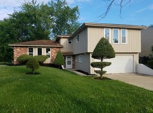 664 Sullivan Ln, University Park, IL