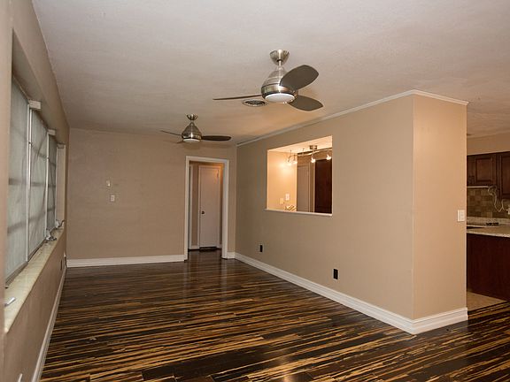 4th image of 1182 Norwood Ave
