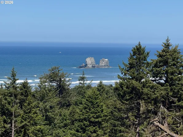 16500 Highway 101 N, Rockaway Beach, OR 97136