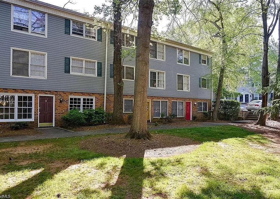 1st image of 611 E Gunston Ct