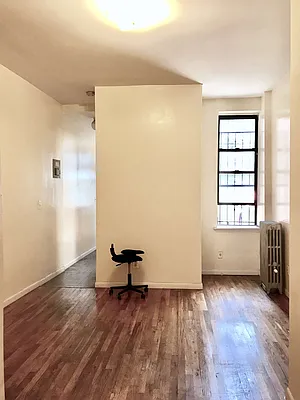 Rented by Warren T Real Estate Corp. | media 53