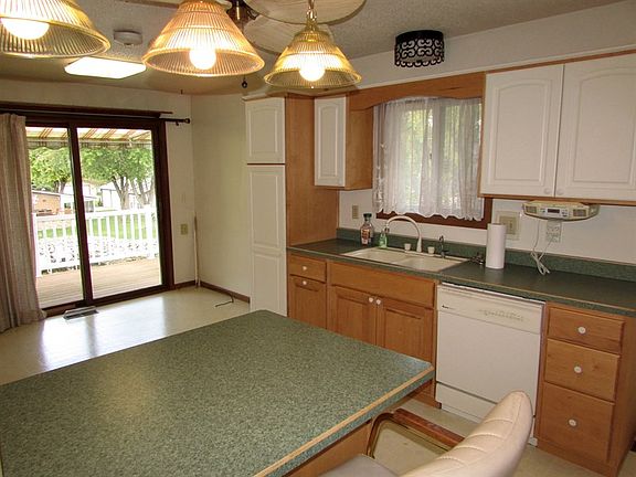 5th image of 1108 Joy Loy Ln
