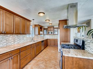 921 Capulin Rd, Los Alamos, NM 87544