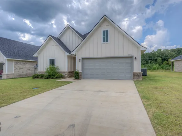 5045 Falcon Bay Dr, Shreveport, LA 71107