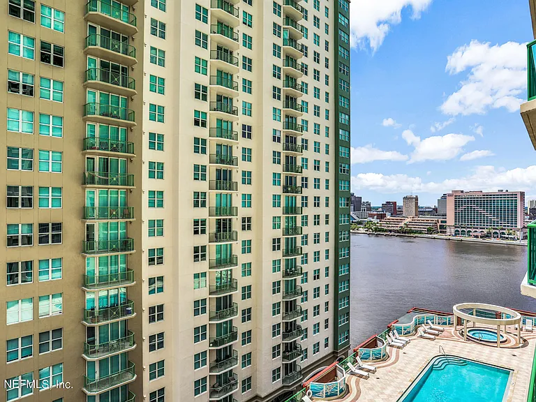 1431 Riverplace Blvd #1401 — Photo 42