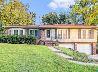 1725 English Knoll Cir, Birmingham, AL 35235