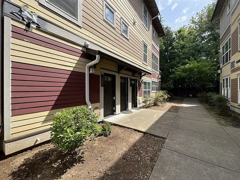 22858 SW Forest Creek Dr #203 — Photo 4