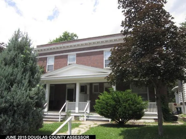 4160 Davenport St, Omaha, NE 68131