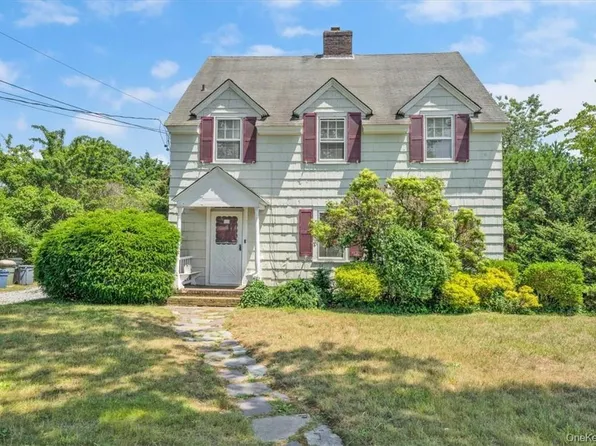 58 Richmond Avenue, Amityville, NY 11701