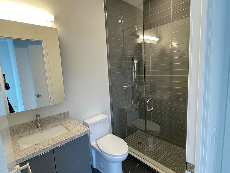 8868 Yonge St #1808E — Photo 12