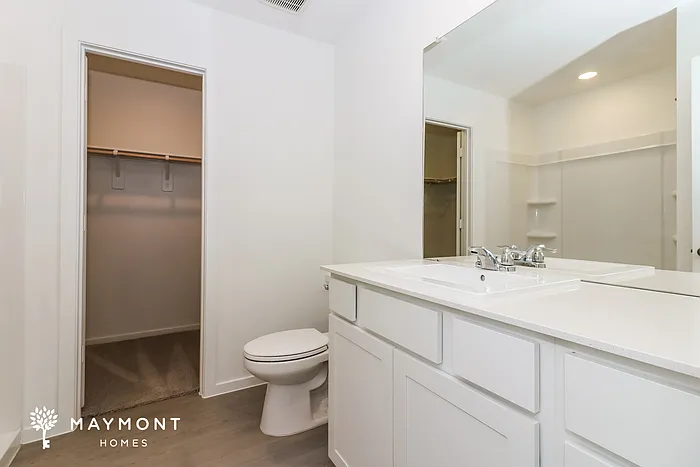 3053 Fantasy Terrace Dr — Photo 15