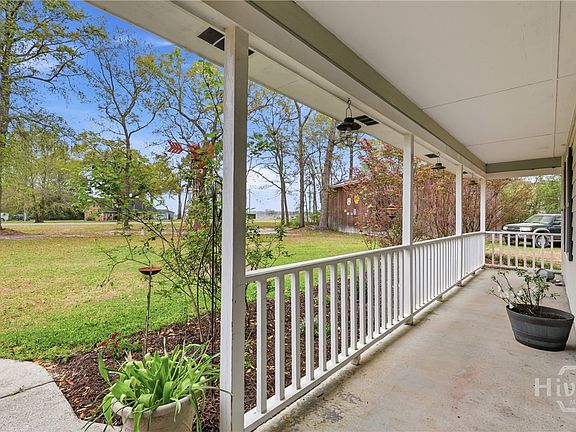 4th image of 180 Grace Lane