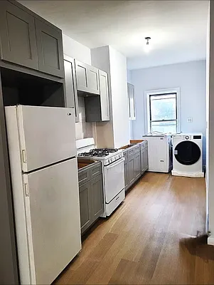 Kitchen, photo 2