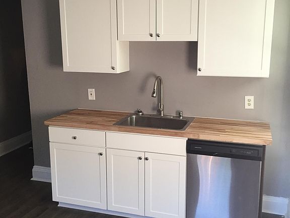 3rd image of 824 Saratoga St APT 2