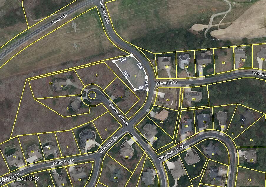 2nd image of 325 Tahlequah Dr