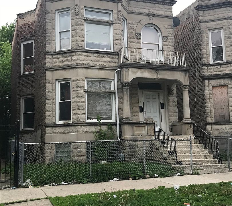 2nd image of 3841 W Adams St