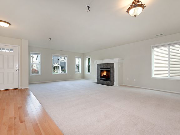 3rd image of 33827 SE Strouf St