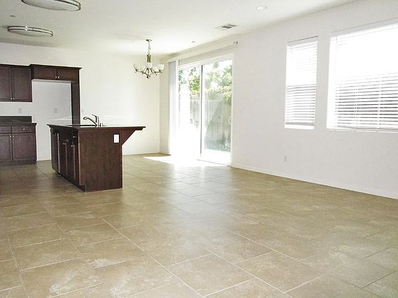 2nd image of 2315 Warhol Ave