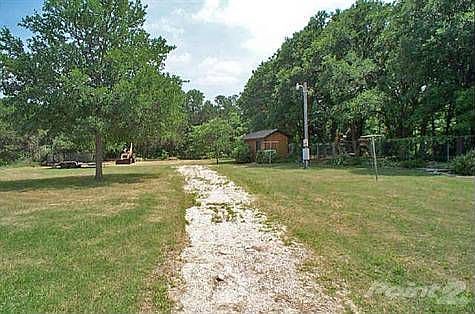 2nd image of 9401 Hilltop Dr