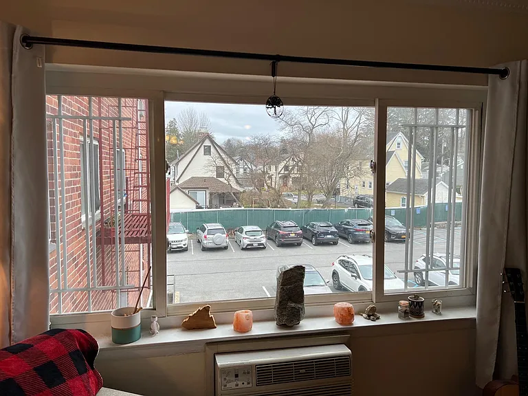 838 Pelhamdale Ave #2K — Photo 6