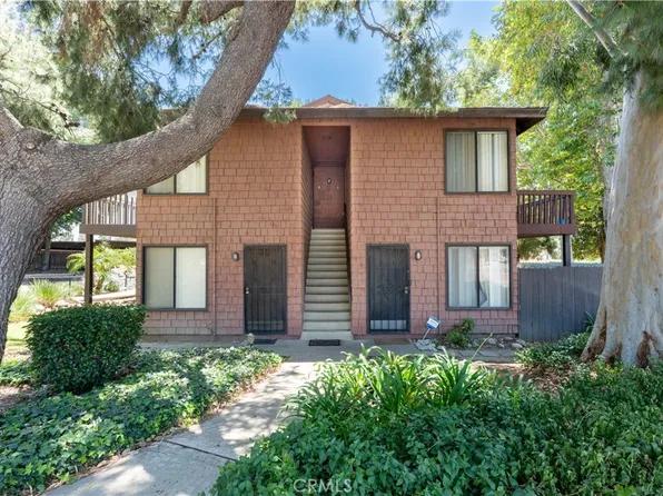 320 W Walnut St APT 6, Ontario, CA 91762