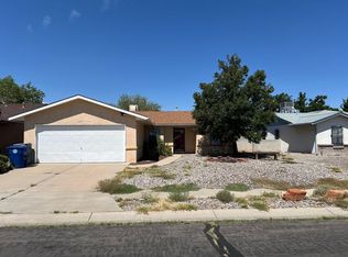 5605 Kachina St NW, Albuquerque, NM 87120