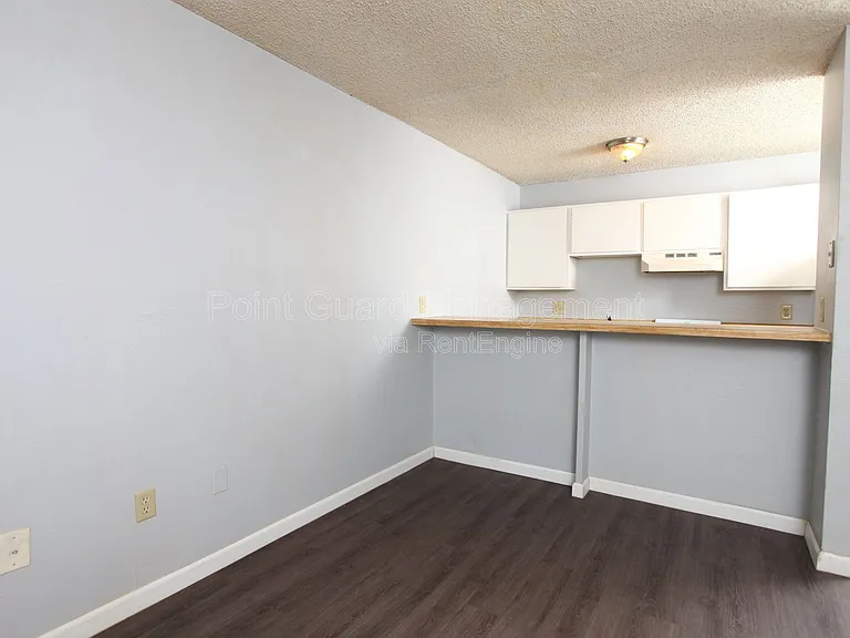 1226 S Longfellow St — Photo 9