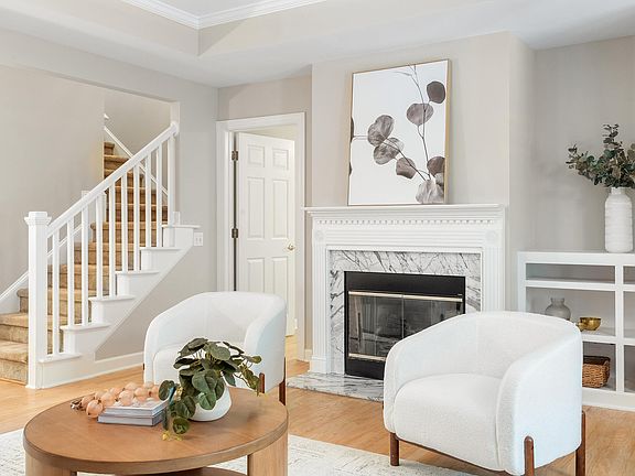 4th image of 4724 Ludwell Branch Ct
